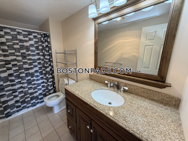 Revere Beach Parkway, Medford