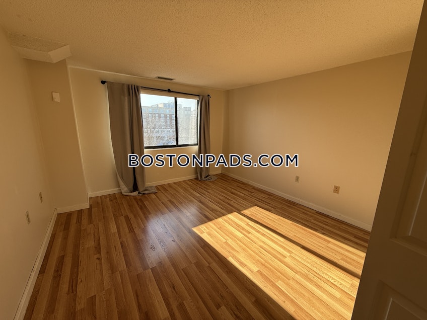 Medford - $3,100+ /month