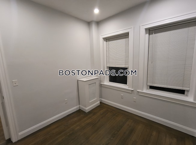 Boston - $3,150+ /mo
