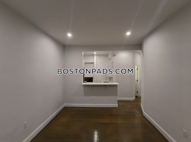 Boston - $3,150+ /mo
