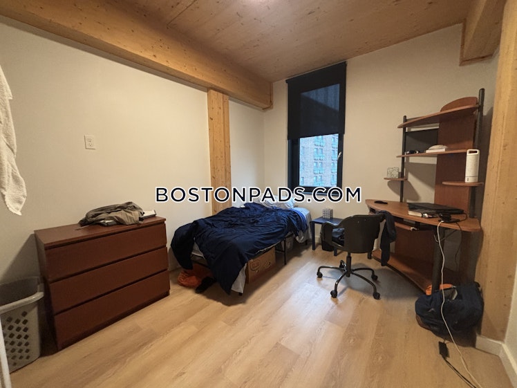 East Lenox St., Boston