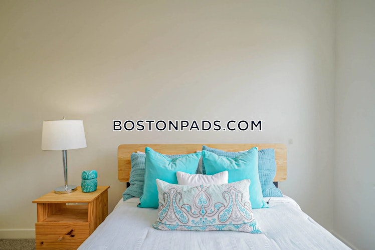 Eastern Ave., Malden