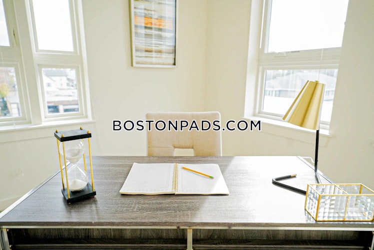 Eastern Ave., Malden