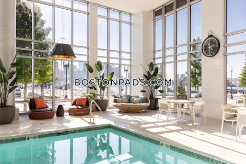 East Pier Dr Boston photo 23