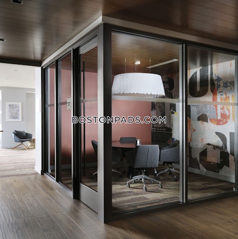 East Pier Dr Boston photo 24