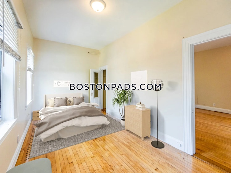 Beacon St., Brookline