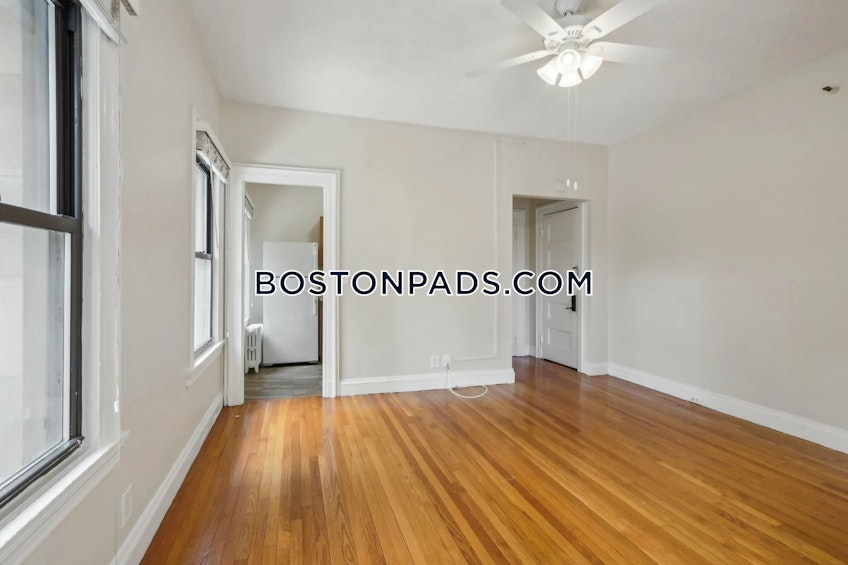 Brookline - $3,200+ /month