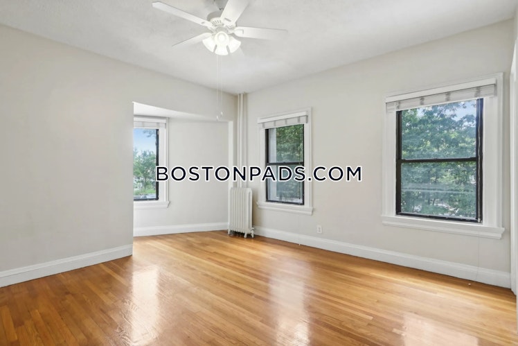 Beacon St., Brookline