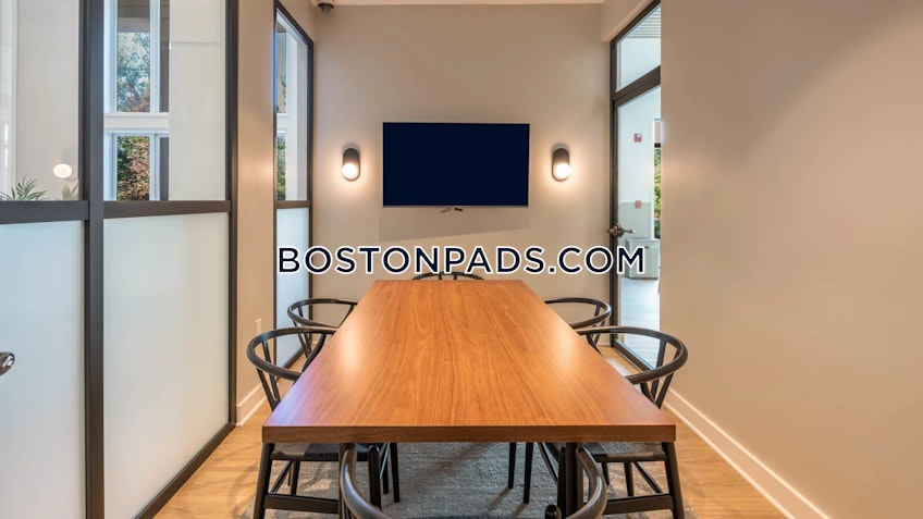 Quincy - $3,055+ /month