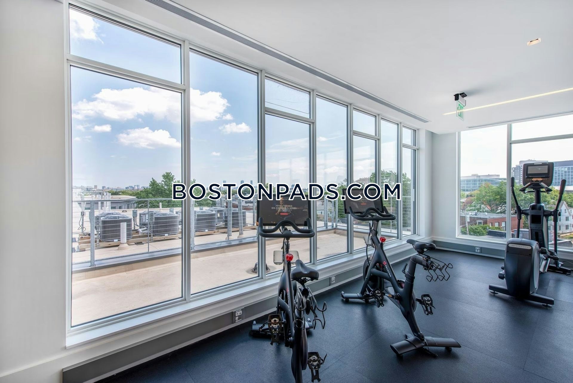 Boston - 2 Beds, 2 Baths