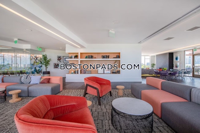 Boston - $4,040+ /mo
