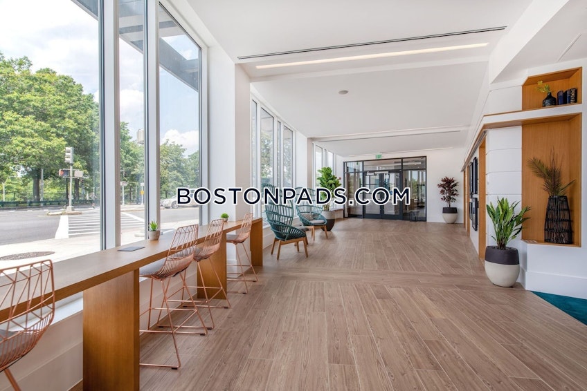 Boston - $4,430+ /month