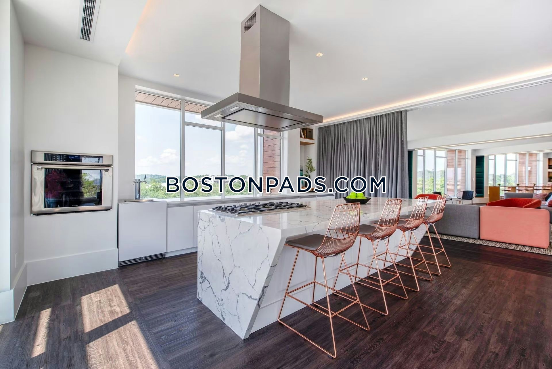 Boston - 0 Beds, 1 Baths