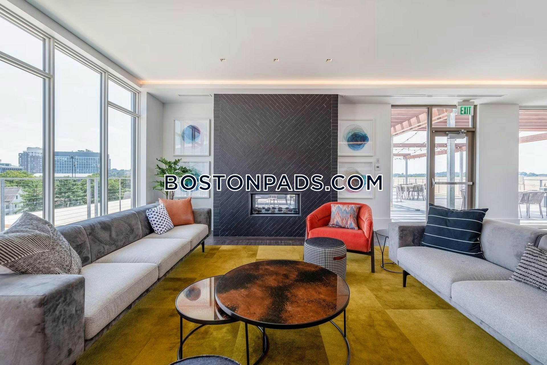 Boston - 0 Beds, 1 Baths