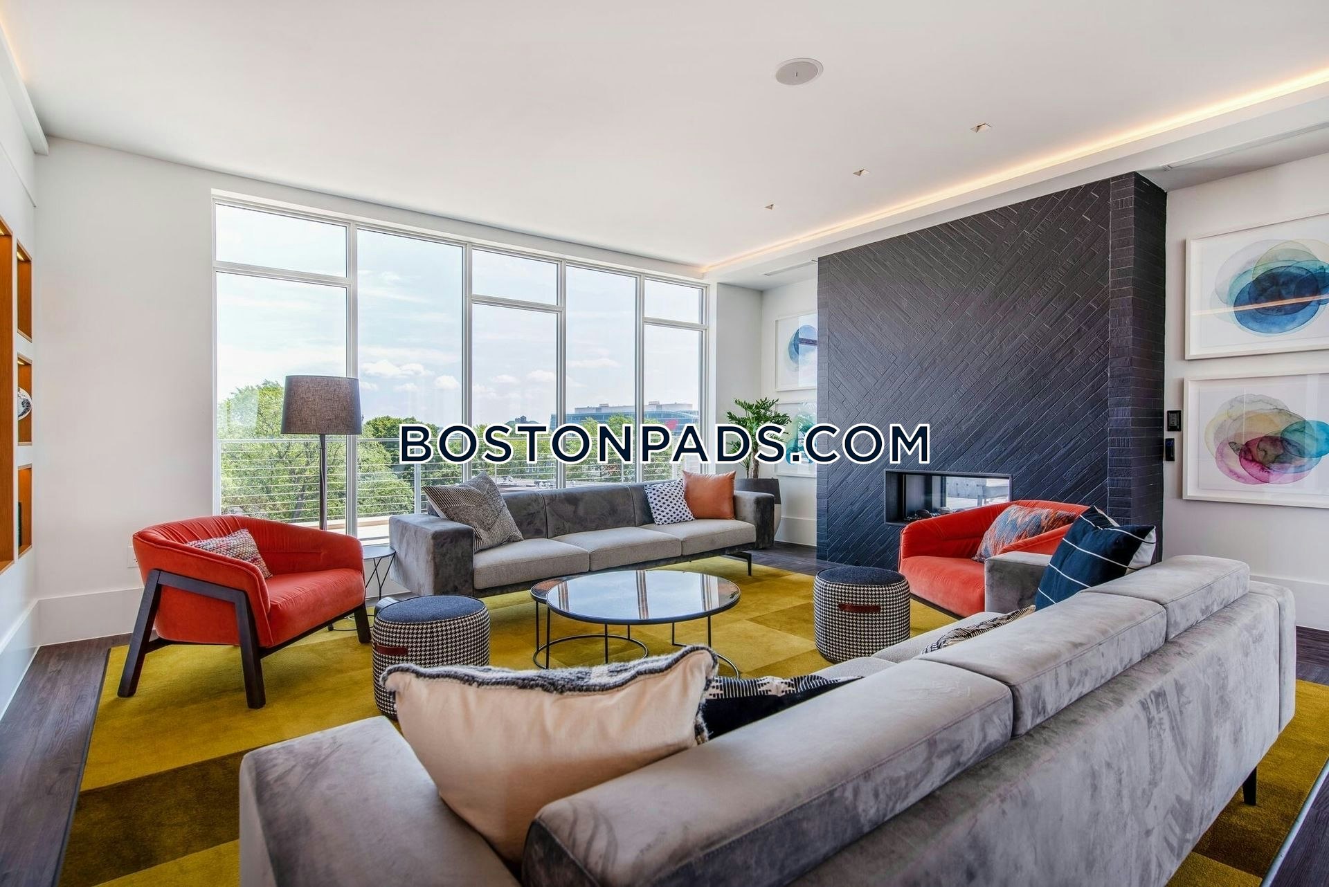 Boston - 0 Beds, 1 Baths