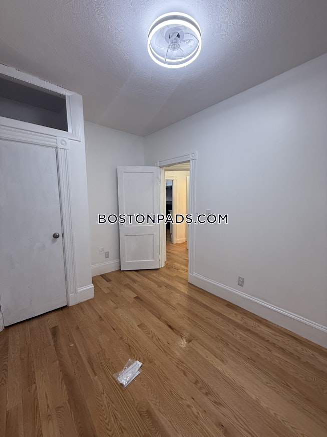 Boston - $2,950+ /mo