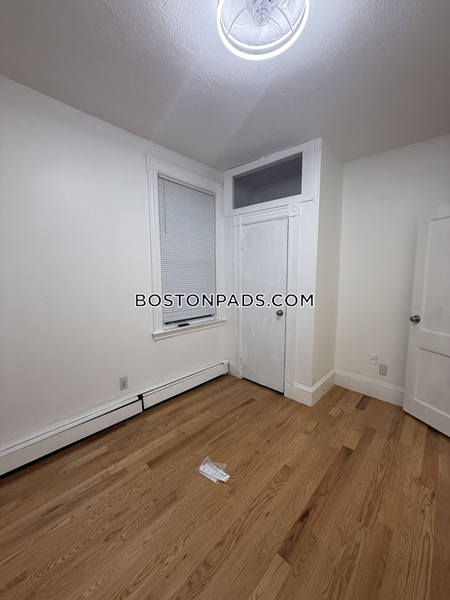 Boston - $2,950+ /mo