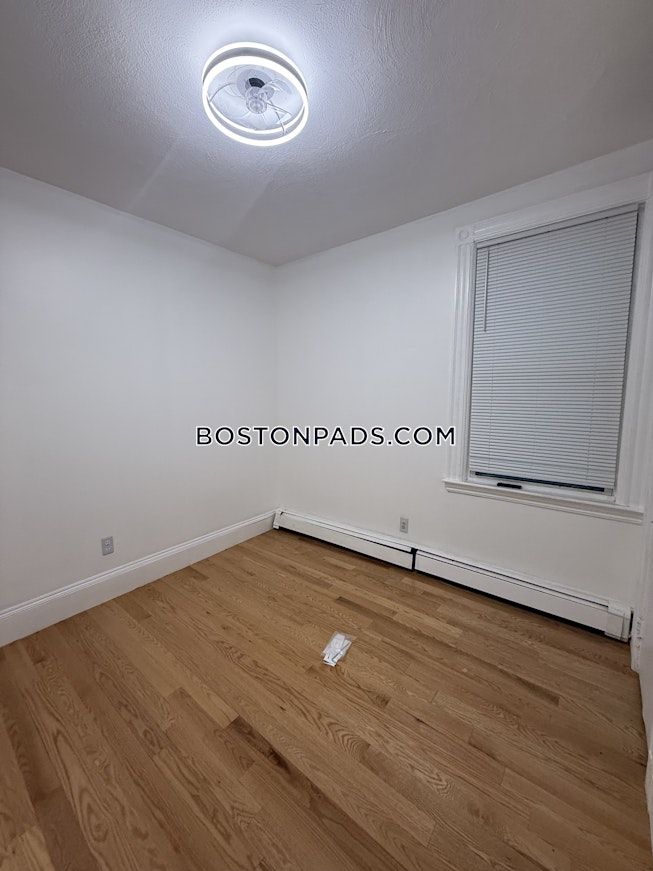 Boston - $2,950+ /mo
