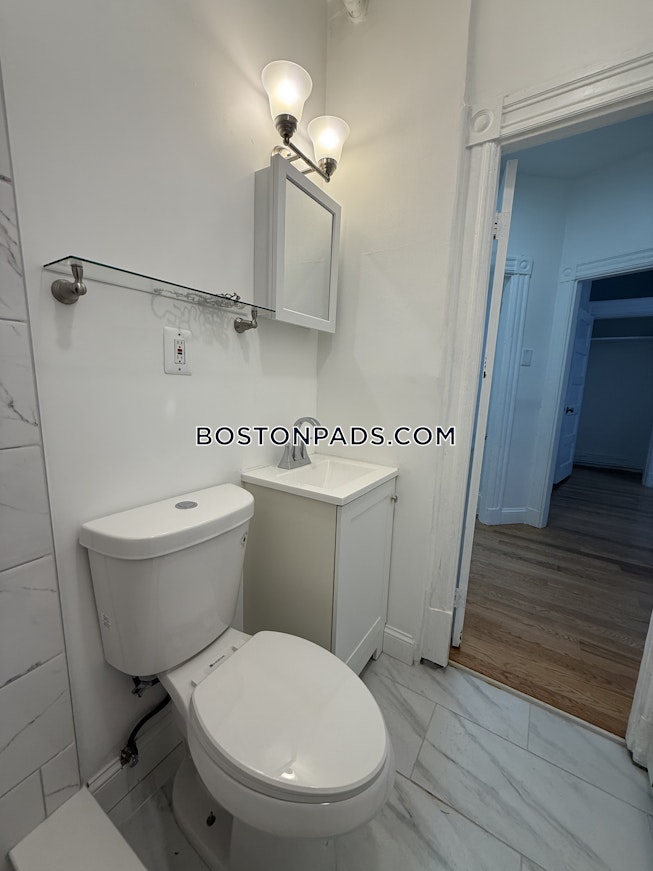 Boston - $2,950+ /mo