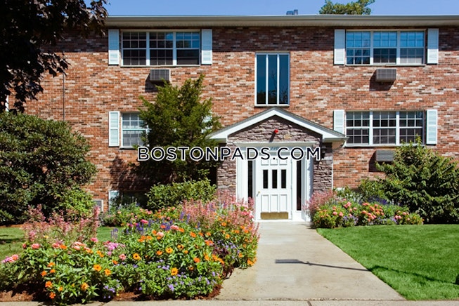 Boston - $2,440+ /mo
