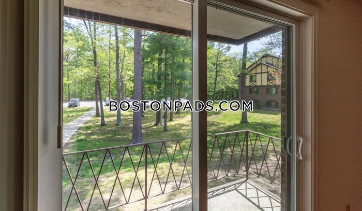 Royal Crest Dr., North Andover