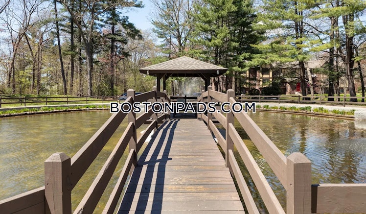 Royal Crest Dr., North Andover