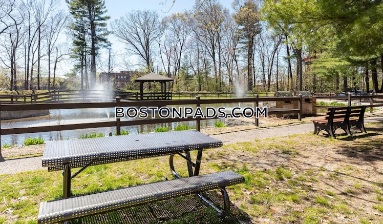 Royal Crest Dr., North Andover