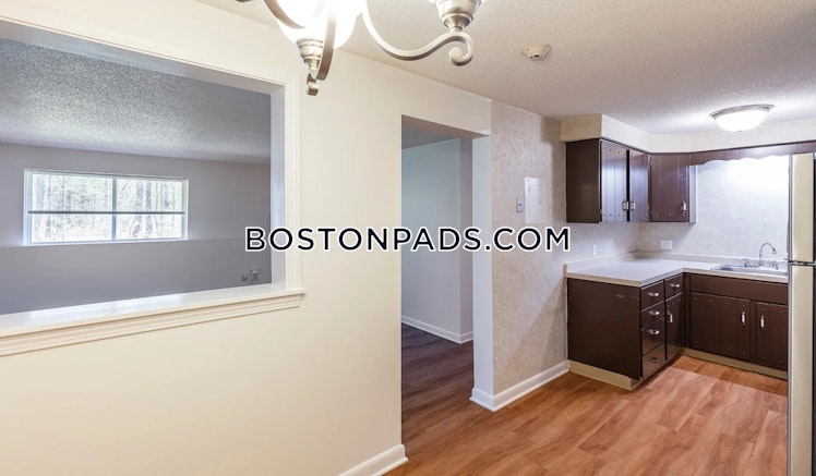 Royal Crest Dr., North Andover