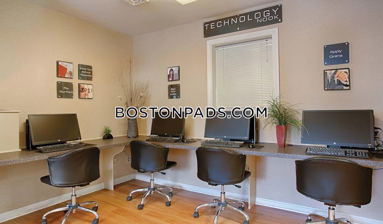 Royal Crest Dr., North Andover