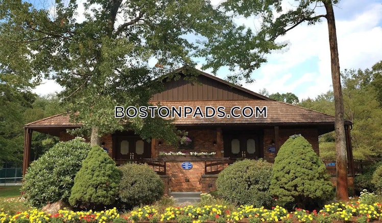 Royal Crest Dr., North Andover