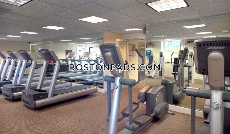 Royal Crest Dr., North Andover