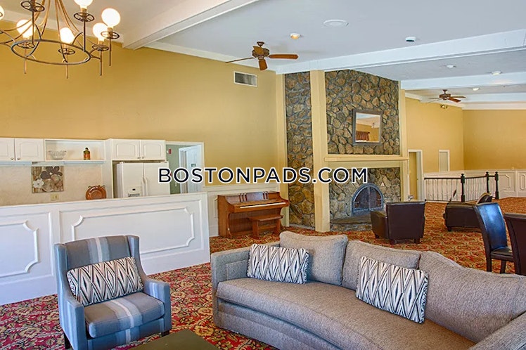 Royal Crest Dr., North Andover