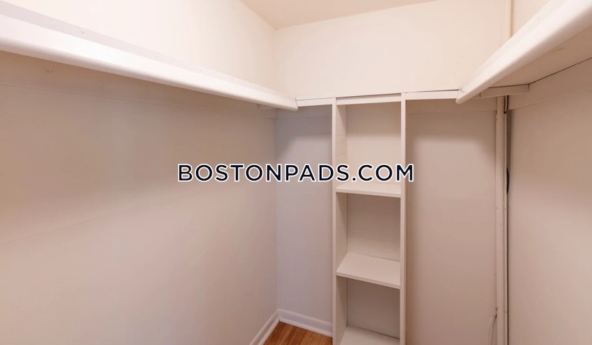 North Andover - $2,489+ /month