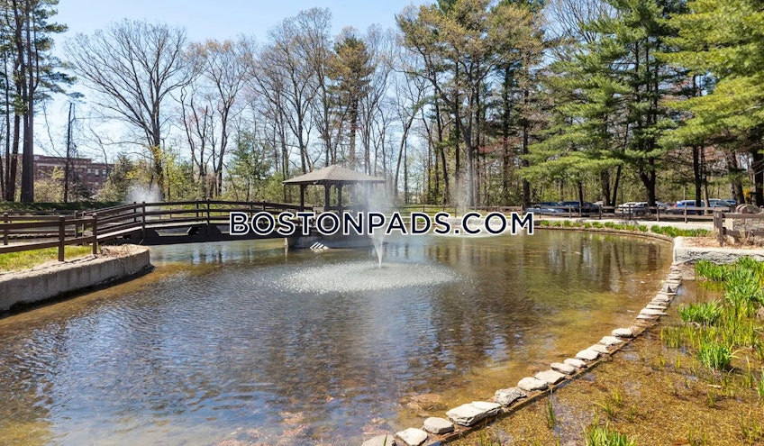 North Andover - $2,489+ /month