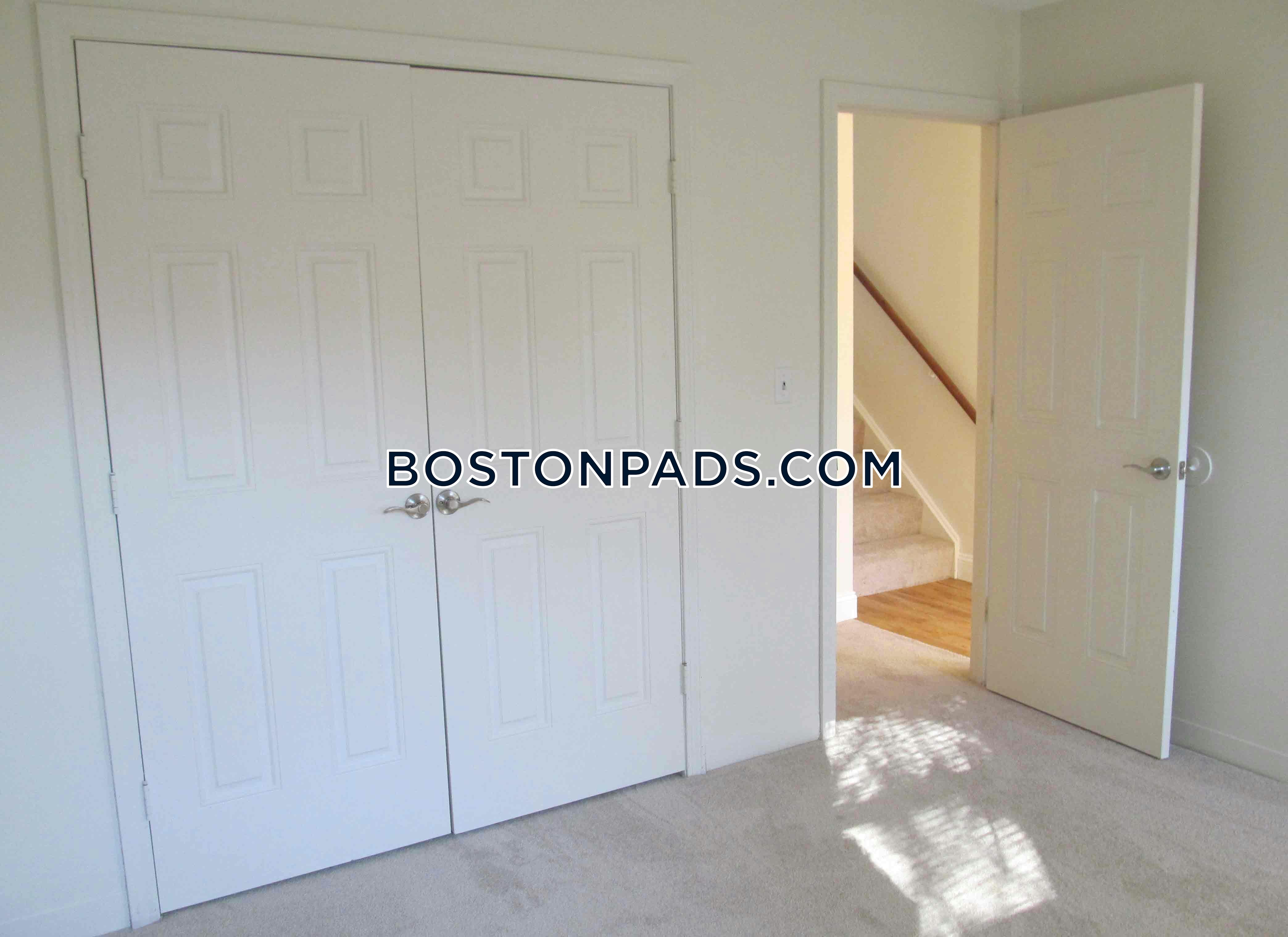 Bourne - 3 Beds, 1 Baths