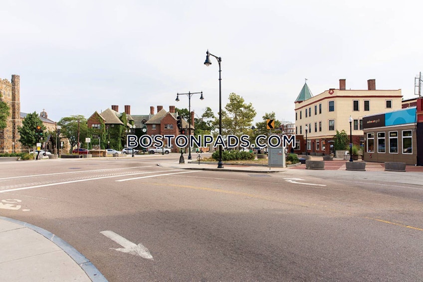 Boston - $3,105+ /month