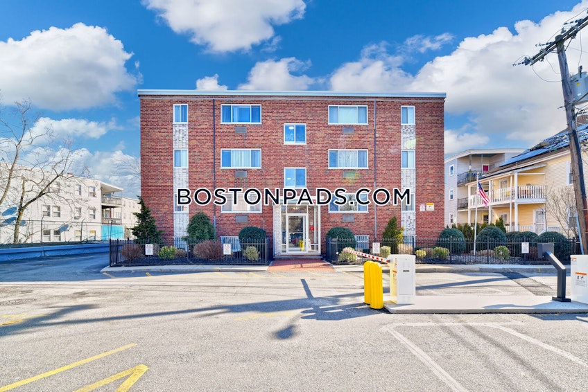 Boston - $3,105+ /month