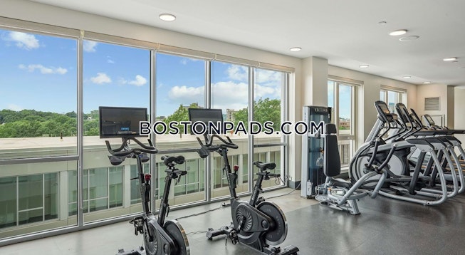 Boston - $3,384+ /mo