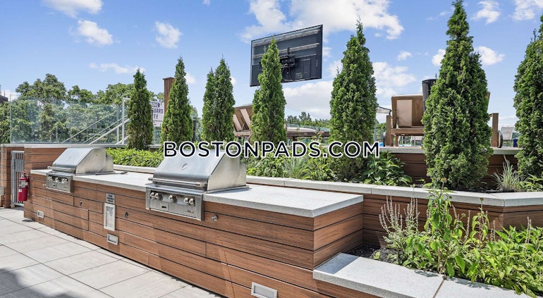 S. Huntington Ave. Boston