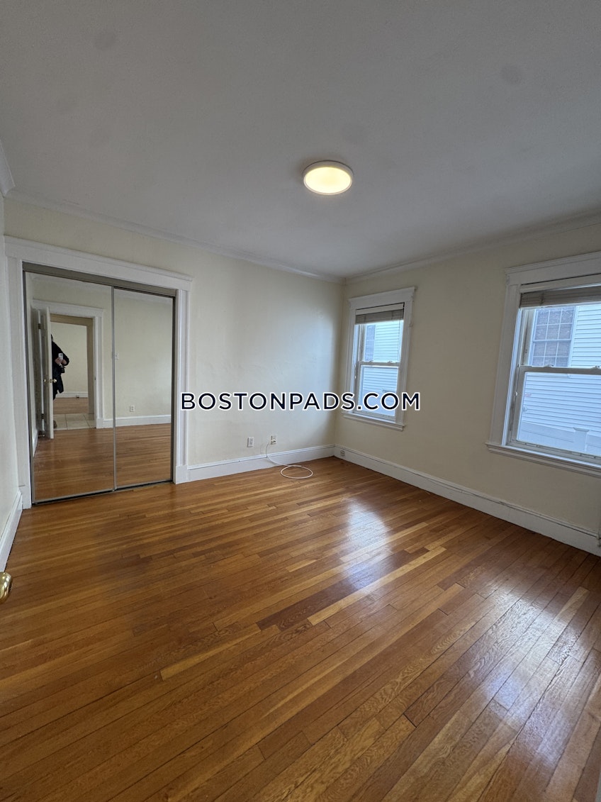 Medford - $3,100+ /month