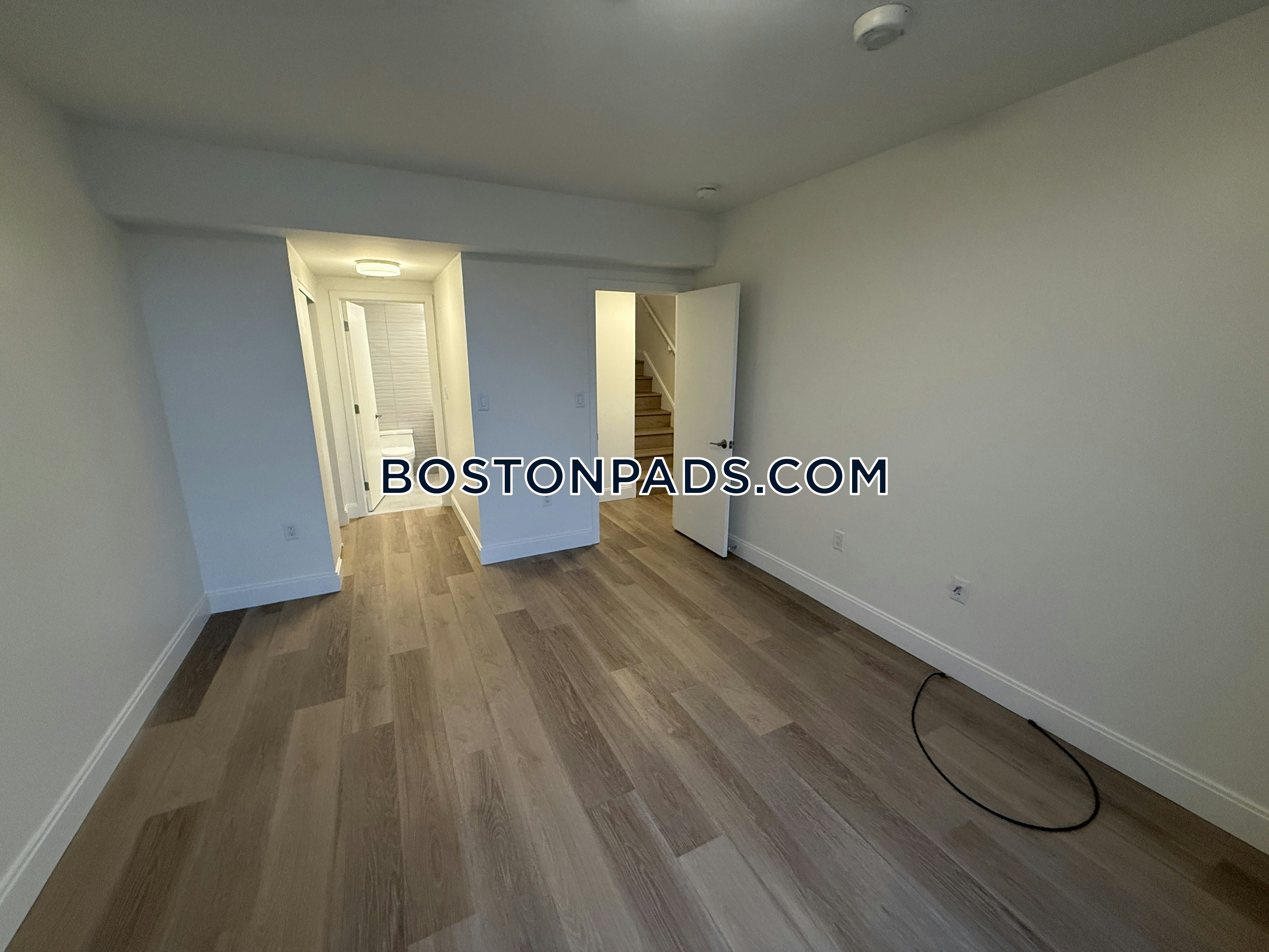 Boston - 2 Beds, 2.5 Baths