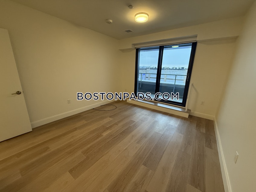 Boston - $3,900+ /month