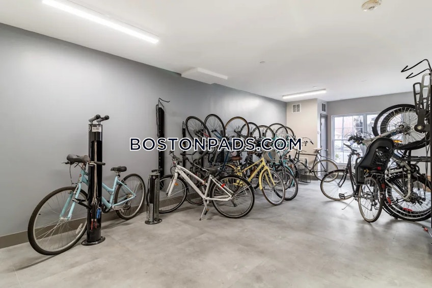 Salem - $2,340+ /month