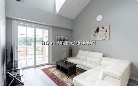 Highland Ave. Randolph photo 3