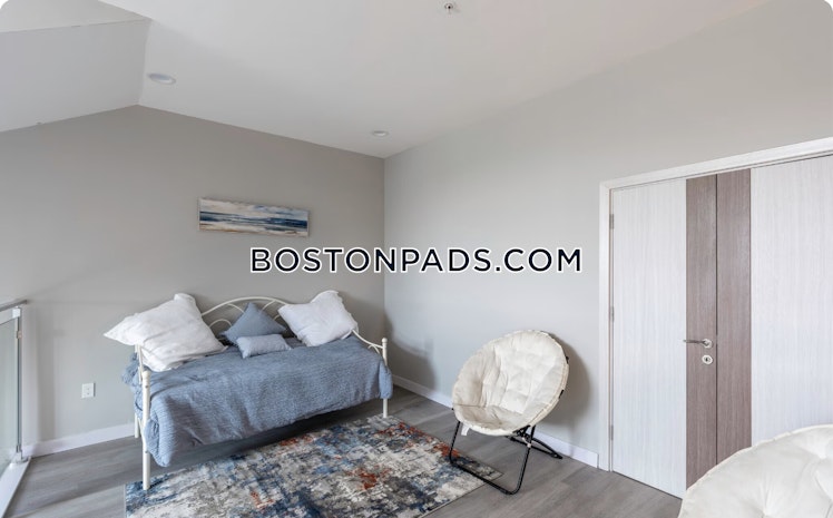 Highland Ave., Randolph