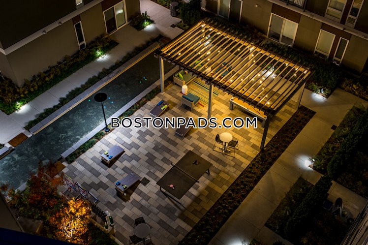 Concord Tpke, Cambridge