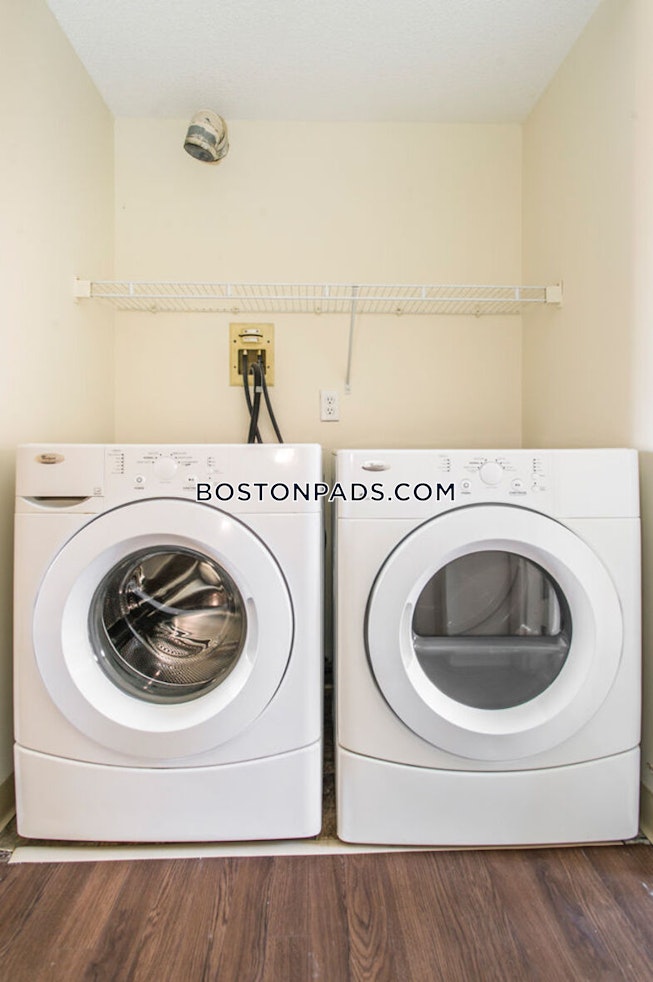 Boston - $3,800+ /mo