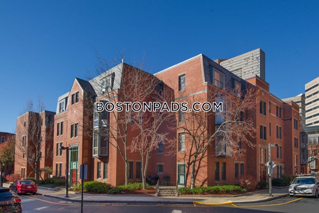 Boston - $3,350+ /mo