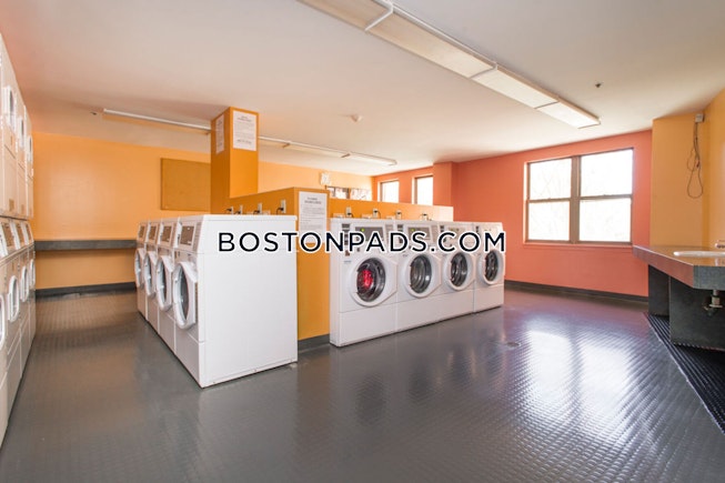 Boston - $5,100+ /mo