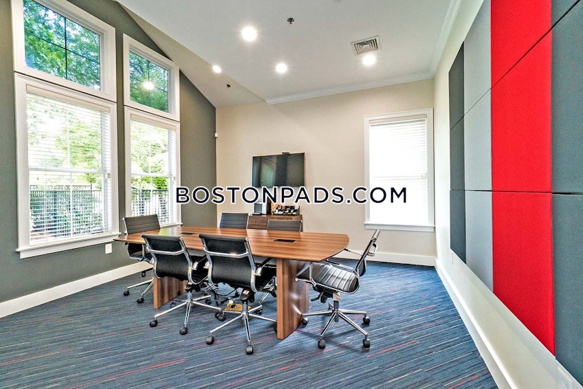 Lawrence - $2,823+ /month